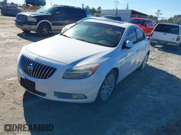 2011 Buick Regal CXL RL6 with VIN W04GU5GCXB1025852, listed as a IAAI auction lot 41221618 with 1 mi miles. Bid and sale history available at carsss.com. Image 2.