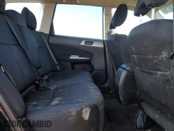 2011 Subaru Forester X z VIN JF2SHABC3BH740906, wystawiony jako Copart lot #54742575 z przebiegiem 181 927 mil mil oraz Szkoda całkowita • Salvage title. Historia ofert i sprzedaży dostępna na DreamBid. Obrazek 11.