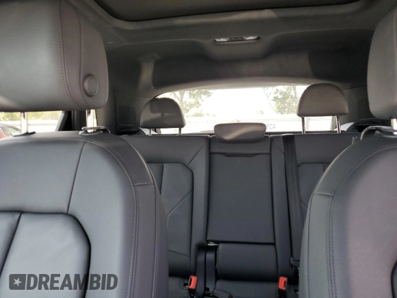 2023 Audi Q3 S line Premium Plus with VIN WA1EECF39P1068693, listed as a Copart auction lot 58210425 with 29,088 mi miles and Salvage title. Bid and sale history available at DreamBid. Image 10.