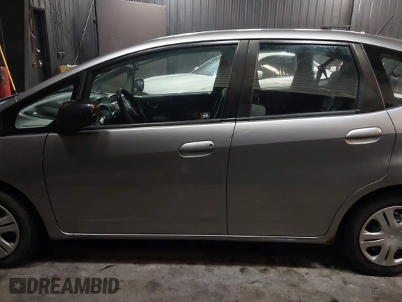 2010 Honda Fit with VIN JHMGE8H29AS020675, listed as a IAAI auction lot 41832465 with 212,713 mi miles. Bid and sale history available at carsss.com. Image 14.