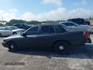 2007 Ford Police Interceptor with VIN 2FAHP71W17X140277, listed as a IAAI auction lot 41932372 with Not provided miles and . Bid and sale history available at DreamBid. Image 15.
