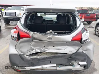 2019 Nissan Kicks S with VIN 3N1CP5CU0KL568570, listed as a IAAI auction lot 41562696 with 85,141 mi miles and . Bid and sale history available at carsss.com. Image 6.