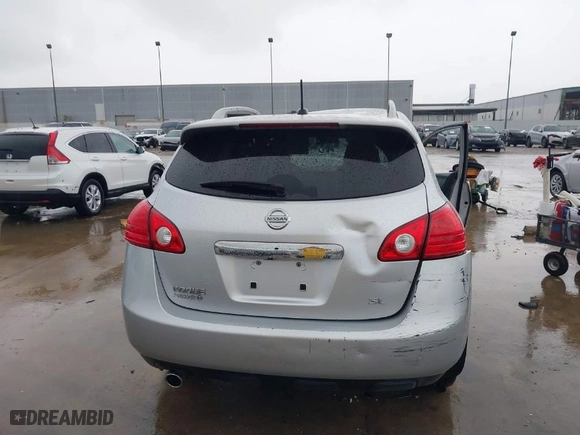 2011 Nissan Rogue SV with VIN JN8AS5MT2BW168436, listed as a IAAI auction lot 41861785 with 174,593 mi miles. Bid and sale history available at carsss.com. Image 16.