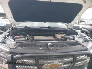 2019 Chevrolet Silverado 1500 LT with VIN 3GCUYDED7KG156676, listed as a IAAI auction lot 41329709 with 125,990 mi miles. Bid and sale history available at carsss.com. Image 10.