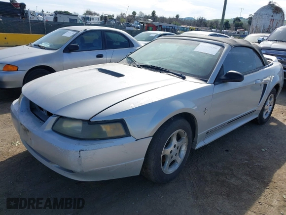 2000 Ford Mustang with VIN 1FAFP4445YF170265, listed as a IAAI auction lot 41629659 with 144,958 mi miles. Bid and sale history available at carsss.com. Image 2.