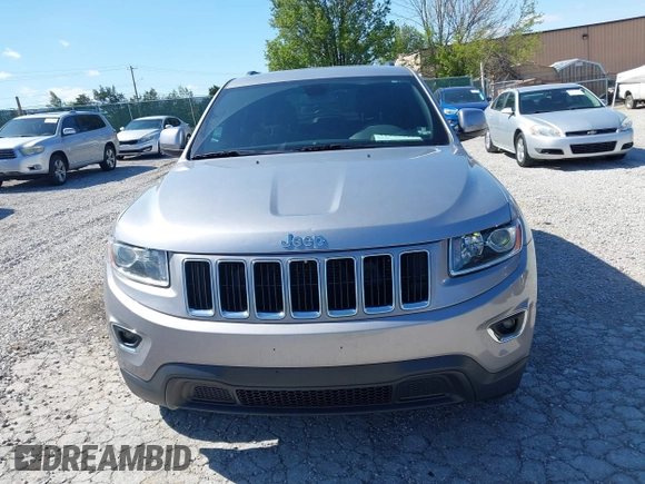 2016 Jeep Grand Cherokee Laredo z VIN 1C4RJFAG0GC384227, wystawiony jako IAAI lot #41995947 z przebiegiem 155 276 mil mil oraz . Historia ofert i sprzedaży dostępna na DreamBid. Obrazek 6.