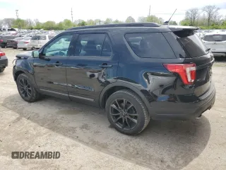 2018 Ford Explorer XLT z VIN 1FM5K8DH8JGB55978, wystawiony jako Copart lot #55089785 z przebiegiem 39 247 mil mil oraz Szkoda całkowita • Salvage title. Historia ofert i sprzedaży dostępna na DreamBid. Obrazek 2.