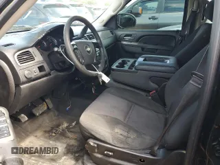 2014 Chevrolet Tahoe Commercial with VIN 1GNLC2E00ER164108, listed as a Copart auction lot 63034785 with 190,949 mi miles and Salvage title. Bid and sale history available at DreamBid. Image 7.