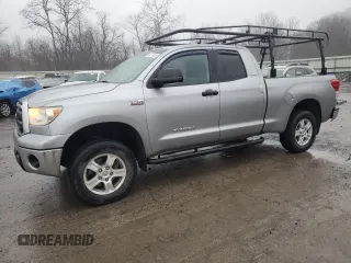 2011 Toyota Tundra 4WD Truck with VIN 5TFUW5F14BX184611, listed as a Copart auction lot 42512465 with 83,709 mi miles and Salvage Title. Bid and sale history available at carsss.com. Image 1.