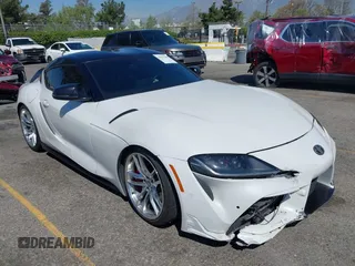 2020 Toyota GR Supra 3.0 with VIN WZ1DB4C09LW031264, listed as a IAAI auction lot 42021484 with 27,343 mi miles. Bid and sale history available at carsss.com. Image 1.