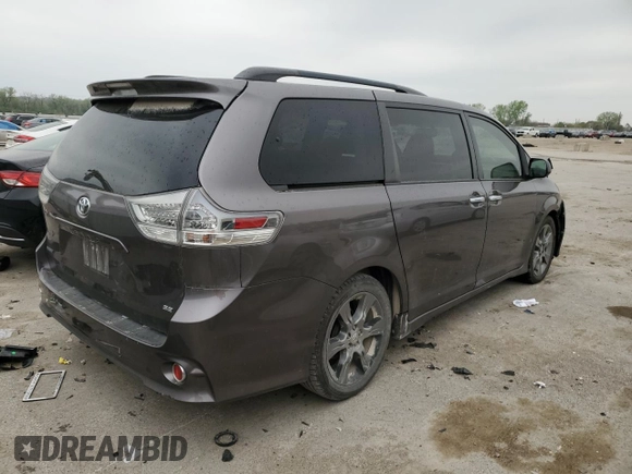 2014 Toyota Sienna SE с VIN 5TDXK3DC1ES519741, выставлен на аукционе Copart как лот 53892035 с пробегом Не указан миль и Списание • Salvage title. История ставок и продаж доступна на DreamBid. Изображение 3.