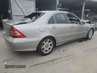 2006 Mercedes-Benz C 280 Luxury with VIN WDBRF54H16A853401, listed as a Copart auction lot 81607144 with Not Provided miles and Non Repairable. Bid and sale history available at DreamBid. Image 3.