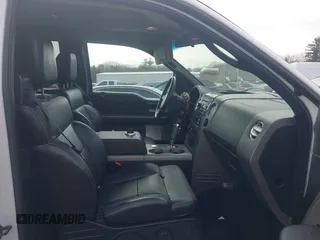 2007 Ford F-150 XLT z VIN 1FTPX04547KC53420, wystawiony jako IAAI lot #42064894 z przebiegiem 182 733 mil mil oraz . Historia ofert i sprzedaży dostępna na DreamBid. Obrazek 5.
