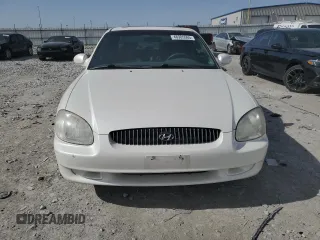 2001 Hyundai Sonata GLS with VIN KMHWF35V91A466774, listed as a Copart auction lot 48985565 with 98,648 mi miles and Clean Title. Bid and sale history available at carsss.com. Image 5.