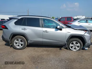 2020 Toyota RAV4 Hybrid XLE z VIN 2T3RWRFVXLW054810, wystawiony jako IAAI lot #42411211 z przebiegiem 94 523 mil mil oraz . Historia ofert i sprzedaży dostępna na DreamBid. Obrazek 13.