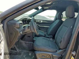 2022 Ford Police Interceptor Utility z VIN 1FM5K8AB3NGA47743, wystawiony jako Copart lot #57174145 z przebiegiem 71 935 mil mil oraz Czysty tytuł • Clean title. Historia ofert i sprzedaży dostępna na DreamBid. Obrazek 7.