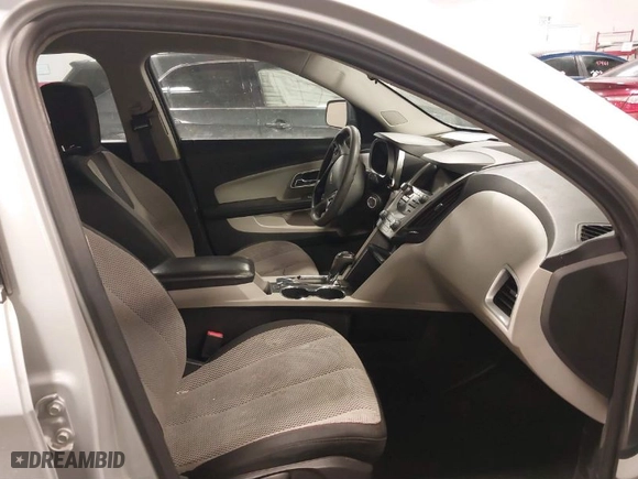 2017 Chevrolet Equinox LS with VIN 2GNFLEEK9H6301563, listed as a IAAI auction lot 41620084 with 131,690 mi miles. Bid and sale history available at carsss.com. Image 5.