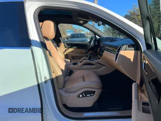 2019 Porsche Cayenne E-Hybrid with VIN WP1AE2AY1KDA51961, listed as a Copart auction lot 43854295 with 109,233 mi miles and Clean title. Bid and sale history available at DreamBid. Image 5.