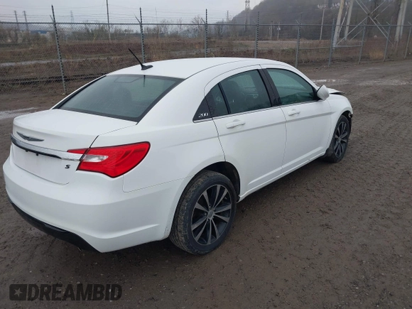 2012 Chrysler 200 S with VIN 1C3CCBHG3CN308745, listed as a IAAI auction lot 41907963 with 104,054 mi miles. Bid and sale history available at carsss.com. Image 4.