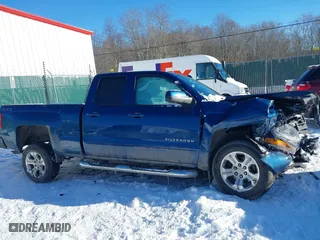 2018 Chevrolet Silverado 1500 LT with VIN 1GCVKRECXJZ202283, listed as a IAAI auction lot 41363873 with 86,955 mi miles. Bid and sale history available at carsss.com. Image 13.