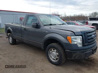2010 Ford F-150 XL with VIN 1FTMF1C8XAKA97981, listed as a IAAI auction lot 41823694 with 123,028 mi miles. Bid and sale history available at carsss.com. Image 1.