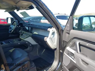 2020 Land Rover Defender SE with VIN SALEP7EU7L2033956, listed as a IAAI auction lot 41654588 with 85,029 mi miles and . Bid and sale history available at DreamBid. Image 5.