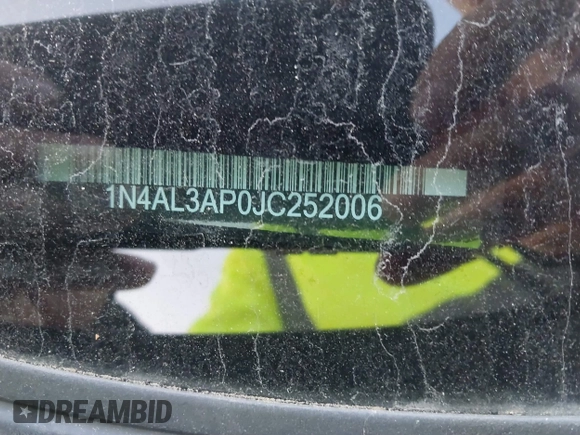 2018 Nissan Altima 2.5 S with VIN 1N4AL3AP0JC252006, listed as a IAAI auction lot 40632218 with 103,865 mi miles. Bid and sale history available at carsss.com. Image 9.