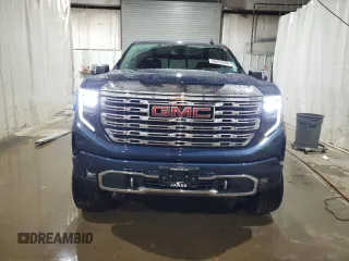 2022 GMC Sierra 1500 with VIN 1GTUUGET9NZ550009, listed as a Copart auction lot 86852604 with 17,059 mi miles and Salvage Title. Bid and sale history available at DreamBid. Image 5.