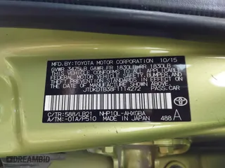 2015 Toyota Prius c One with VIN JTDKDTB38F1114272, listed as a IAAI auction lot 41224252 with 59,717 mi miles. Bid and sale history available at carsss.com. Image 9.