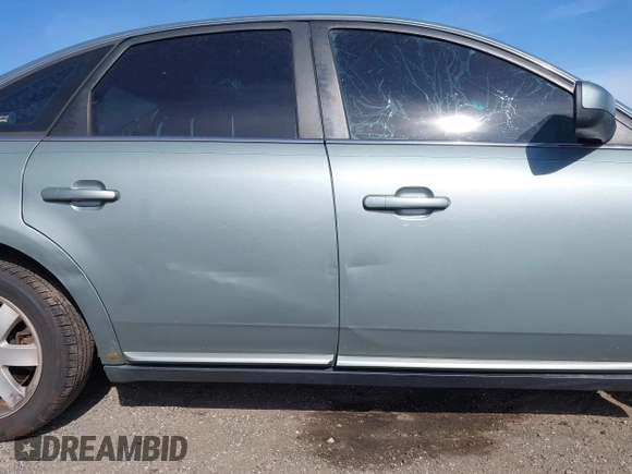 2007 Ford Five Hundred SEL with VIN 1FAFP24157G112188, listed as a IAAI auction lot 42092342 with 71,396 mi miles. Bid and sale history available at carsss.com. Image 12.