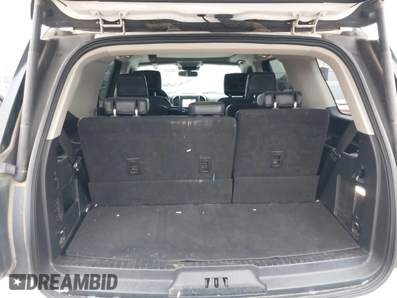 2018 Ford Expedition Platinum with VIN 1FMJU1MT8JEA07636, listed as a IAAI auction lot 41437297 with 100,730 mi miles. Bid and sale history available at carsss.com. Image 8.