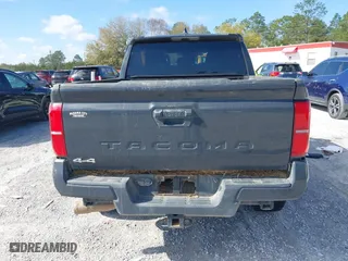 2024 Toyota Tacoma 4WD SR5 with VIN 3TYLB5JNXRT031852, listed as a IAAI auction lot 41779552 with 9,625 mi miles. Bid and sale history available at carsss.com. Image 16.