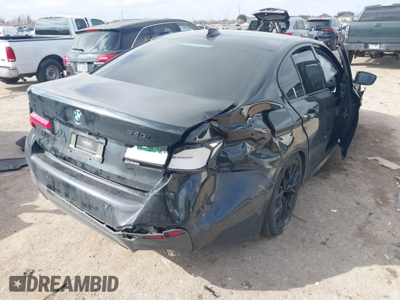 2021 BMW 5 Series 540i with VIN WBA53BJ01MWW91692, listed as a IAAI auction lot 41509786 with 33,345 mi miles and . Bid and sale history available at DreamBid. Image 4.