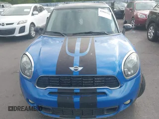 2012 MINI Countryman S z VIN WMWZC5C57CWL61906, wystawiony jako IAAI lot #42809364 z przebiegiem 169 517 mil mil oraz . Historia ofert i sprzedaży dostępna na DreamBid. Obrazek 6.
