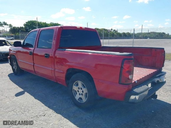 2006 Chevrolet Silverado 1500 LT1 with VIN 2GCEC13T461118817, listed as a IAAI auction lot 41886100 with 281,924 mi miles. Bid and sale history available at carsss.com. Image 3.