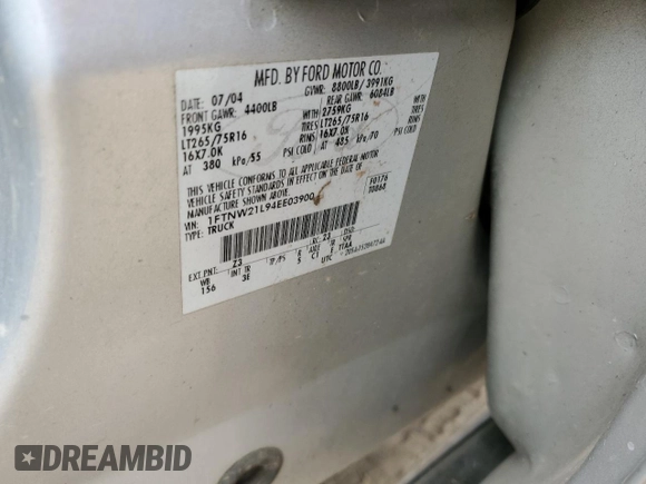 2004 Ford F-250 XL with VIN 1FTNW21L94EE03900, listed as a Copart auction lot 57838765 with 185,837 mi miles and Salvage title. Bid and sale history available at DreamBid. Image 12.