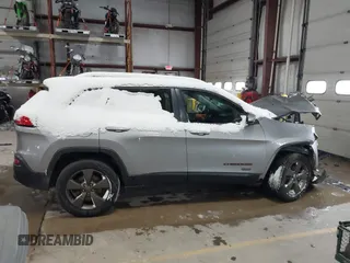 2016 Jeep Cherokee Latitude with VIN 1C4PJMCS6GW321256, listed as a IAAI auction lot 41314789 with 127,951 mi miles. Bid and sale history available at carsss.com. Image 14.