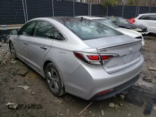 2016 Hyundai Sonata Hybrid Limited with VIN KMHE34L12GA018248, listed as a Copart auction lot 43215733 with 71,345 mi miles. Bid and sale history available at carsss.com. Image 2.