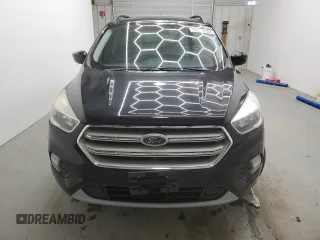 2018 Ford Escape SE with VIN 1FMCU0GD9JUC10886, listed as a Copart auction lot 49405045 with 47,165 mi miles and Clean Title. Bid and sale history available at carsss.com. Image 5.