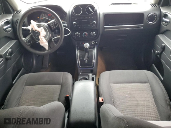 2016 Jeep Patriot Sport z VIN 1C4NJPBA9GD710860, wystawiony jako Copart lot #58269305 z przebiegiem 132 067 mil mil oraz Czysty tytuł • Clean title. Historia ofert i sprzedaży dostępna na DreamBid. Obrazek 8.