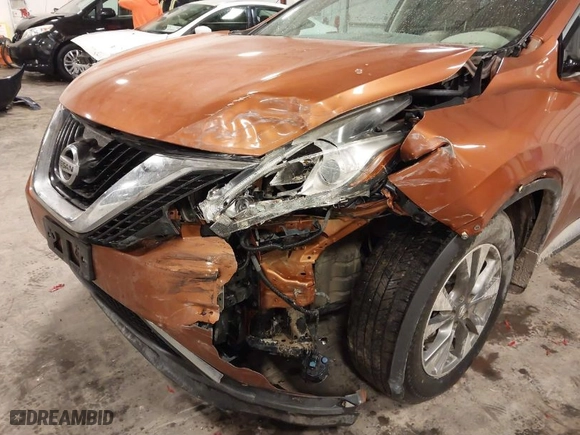 2015 Nissan Murano Platinum with VIN 5N1AZ2MH7FN282814, listed as a IAAI auction lot 41719983 with 220,000 mi miles. Bid and sale history available at carsss.com. Image 6.