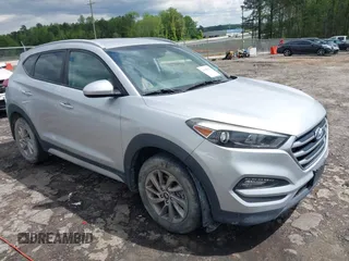 2017 Hyundai Tucson SE with VIN KM8J3CA47HU522428, listed as a IAAI auction lot 41985111 with 86,890 mi miles. Bid and sale history available at carsss.com. Image 1.