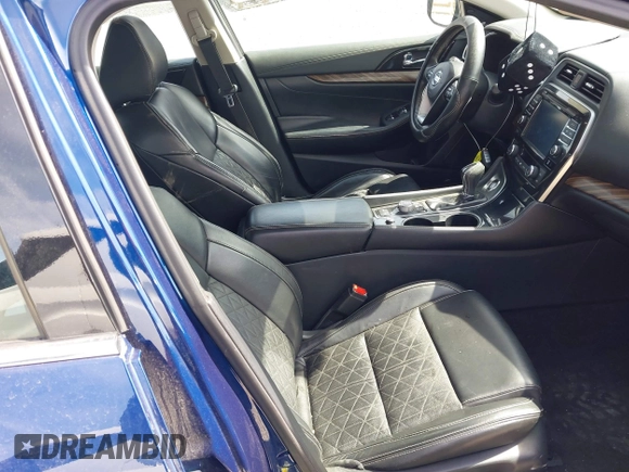 2017 Nissan Maxima SR with VIN 1N4AA6APXHC437102, listed as a IAAI auction lot 41853214 with 98,240 mi miles and . Bid and sale history available at DreamBid. Image 5.