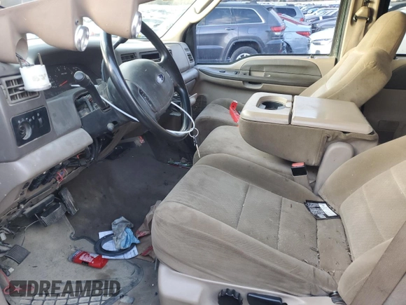 2003 Ford F-350 XL with VIN 1FTWW33F63EA29777, listed as a Copart auction lot 81047684 with 214,722 mi miles and Salvage Title. Bid and sale history available at DreamBid. Image 7.