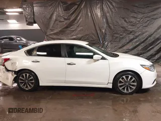 2017 Nissan Altima SV with VIN 1N4AL3AP6HC171487, listed as a IAAI auction lot 41503897 with 154,095 mi miles and . Bid and sale history available at carsss.com. Image 13.