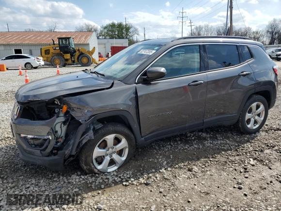 2018 Jeep Compass Latitude with VIN 3C4NJDBB2JT154433, listed as a Copart auction lot 52747205 with 141,930 mi miles and Salvage Title. Bid and sale history available at DreamBid. Image 1.
