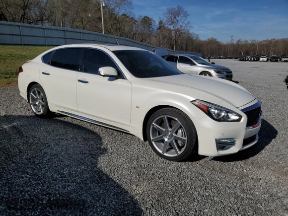 2016 Infiniti Q70 z VIN JN1BY1PP3GM631356, wystawiony jako Copart lot #49337675 z przebiegiem 105 540 mil mil oraz Szkoda całkowita • Salvage title. Historia ofert i sprzedaży dostępna na DreamBid. Obrazek 4.