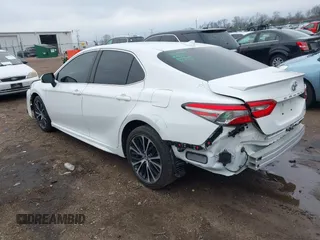 2019 Toyota Camry LE z VIN 4T1B11HK7KU687261, wystawiony jako IAAI lot #42016114 z przebiegiem 123 007 mil mil oraz . Historia ofert i sprzedaży dostępna na DreamBid. Obrazek 3.