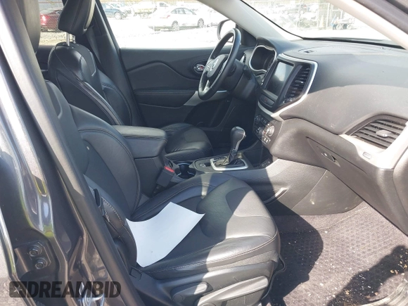 2018 Jeep Cherokee Latitude Plus with VIN 1C4PJLLXXJD606504, listed as a IAAI auction lot 41731085 with 95,569 mi miles. Bid and sale history available at carsss.com. Image 5.