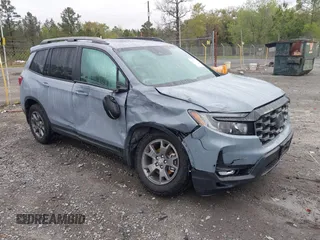 2024 Honda Passport TrailSport with VIN 5FNYF8H6XRB017735, listed as a IAAI auction lot 41931822 with 20,815 mi miles and . Bid and sale history available at DreamBid. Image 1.